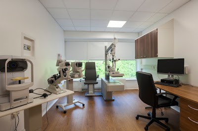 Advanced Eye Surgery Scotland